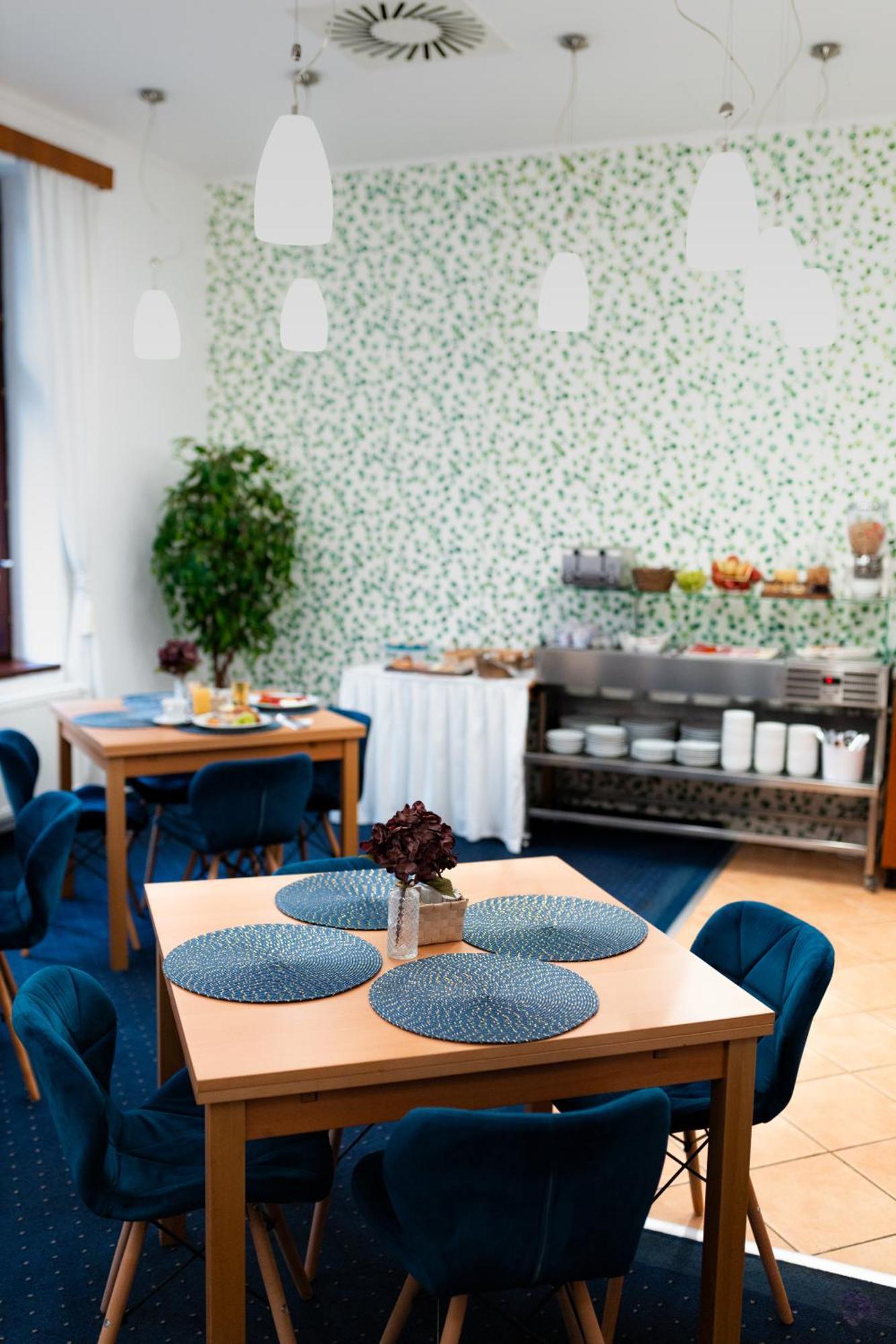 Litoměřice Hotel Apollon מראה חיצוני תמונה