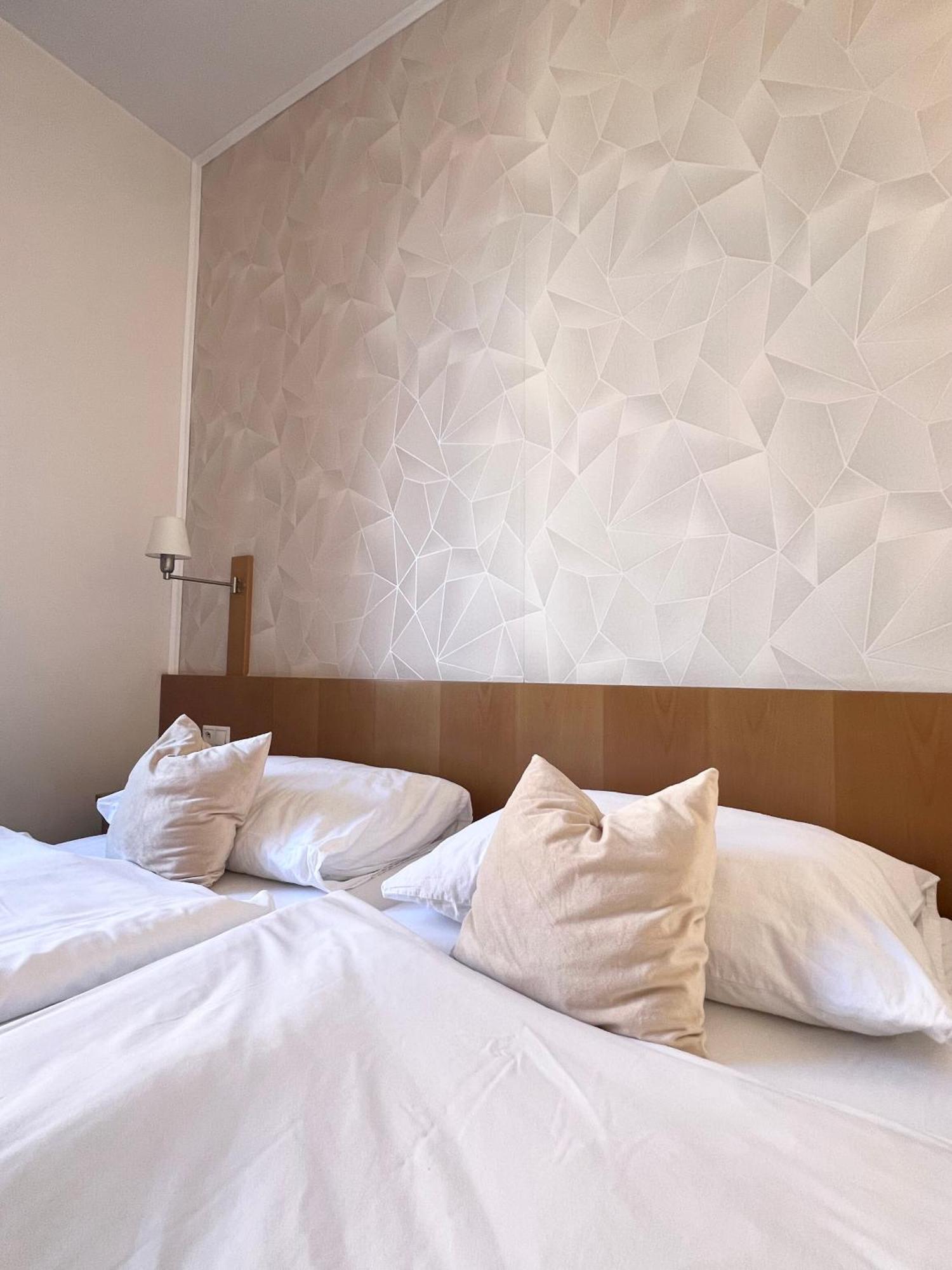 Litoměřice Hotel Apollon מראה חיצוני תמונה